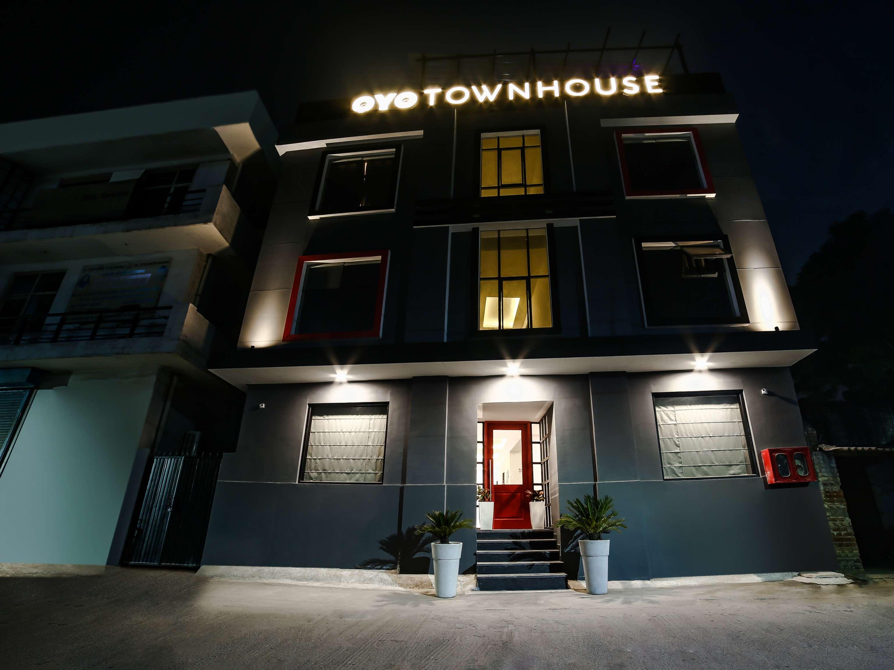 Collection O Townhouse 069 Hotel Gurgaon Exterior foto