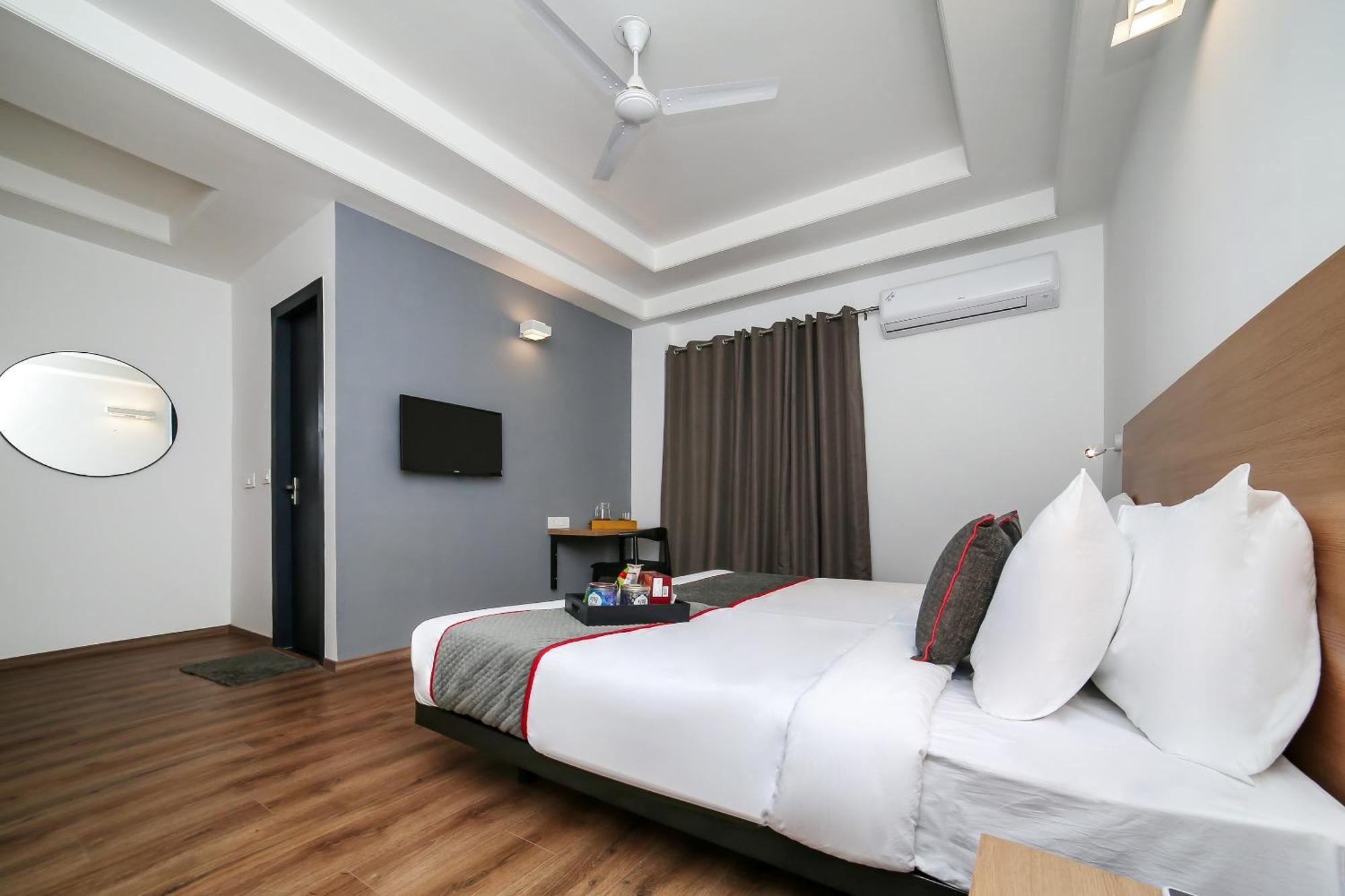 Collection O Townhouse 069 Hotel Gurgaon Exterior foto